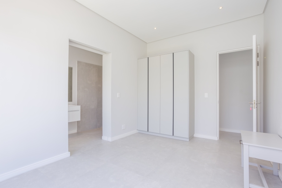 4 Bedroom Property for Sale in Val De Vie Estate Western Cape